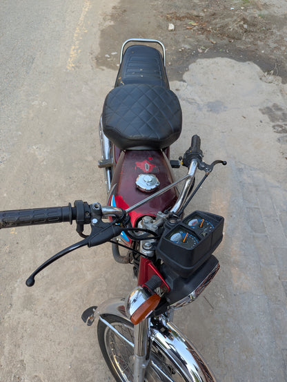 Motorcycle Seat Cushion – Universal Fit (Compatible with CD 70, CG 125/150, China 70,EVEs & More)